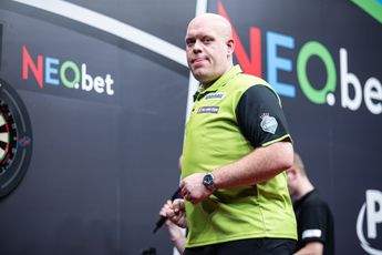 ''There is too many troubles going on in the world, so let everyone enjoy'' - Michael van Gerwen praises German fans in Leverkusen