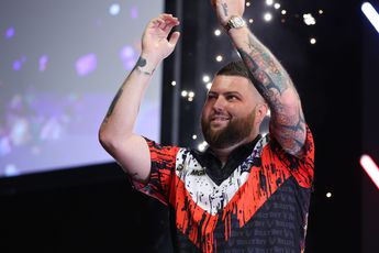 Michael Smith recovers to ease past Gary Anderson in hotly anticipated World Matchplay clash