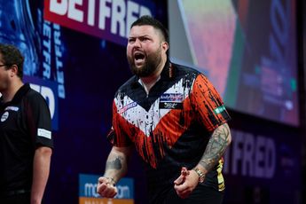 Michael Smith wins showdown with Rob Cross to set up semi-final with Michael van Gerwen at World Matchplay