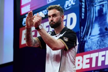 "James Wade was comfortably the better player and deserved the win" - No complaints from Ross Smith after World Matchplay exit