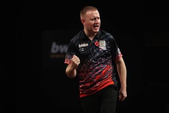 Murnan and Harrysson dump out Kleermaker and Barry to begin Gibraltar Darts Trophy