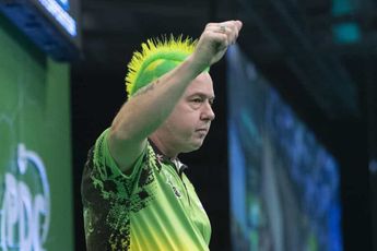 Wright eases past Smith to reach Champions League of Darts final