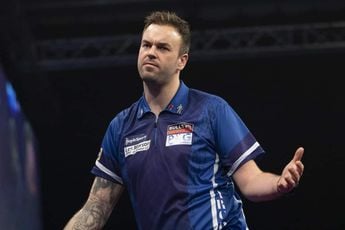 Smith remains on top in PDC Home Tour II Group Six despite first defeat to second placed Meikle