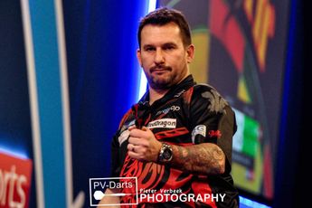 Clayton hits 103 average in high quality win over Waites, Hopp gets off to winning start against Wilkinson