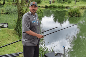 Top darters rejoin annual celebrity fishing competition