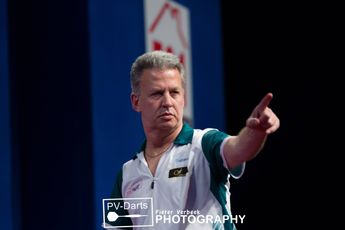 Caris set for retirement after World Cup of Darts in Hamburg next month