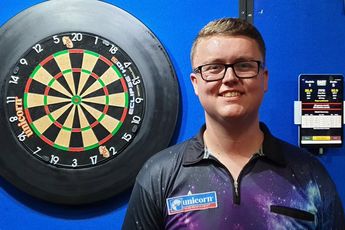 Humphries, Evetts and De Zwaan through to knockout stage at PDC World Youth Championship
