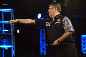 Gary Anderson wins 'Player of the Month' for March