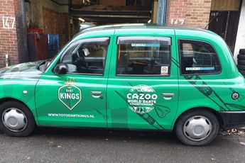 Niederländische Top-Darter können während der Darts WM ein eigenes Taxi in London haben