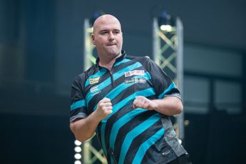 Manager Bain heeft geen begrip voor de aanhoudende onvrede van Cross over het niet spelen van de Premier League: "Vergeet het maar"