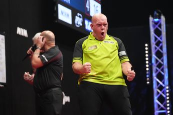 Van Gerwen op het nippertje langs Clayton en treft Chisnall in kwartfinales