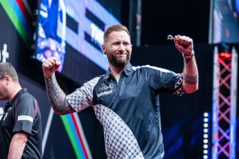 Van Gerwen, Veenstra en Noppert bereiken kwartfinales van Players Championship 12; Van den Bergh ook naar laatste acht