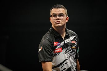 "Ik miste een matchdart, maar Michael van Gerwen is de verdiende winnaar" - Gian van Veen grijpt net naast eerste toernooizege op European Tour