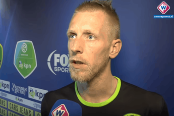 ADO-voetballer Immers daagt Van der Vaart uit voor potje darts