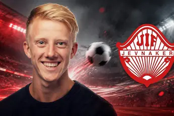 Jevnaker kan forsterke laget med rutinert midtbanespiller. -Ingenting avgjort, sier trener Rune Hagen