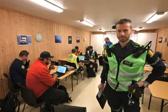 Store letemannskaper søker etter savnet kvinne. Fortsetter å søke utover dagen