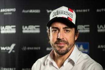 Fernando Alonso snauwt: ‘Renault-motor net zo onbetrouwbaar als Honda vroeger’