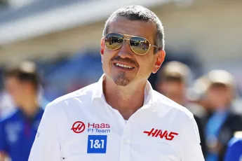 Günther Steiner haalt uit naar de Formule 1-media: "Sommige collega's zijn vrij idioot"