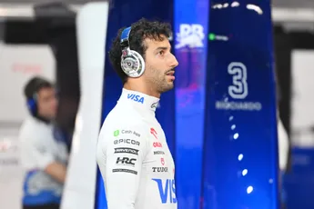 Daniel Ricciardo reageert laconiek op zorgwekkende seizoenstart bij RB