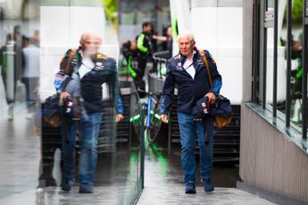 Helmut Marko blikt vooruit op mogelijk titelfeest: "Dat komt vooral door Max"