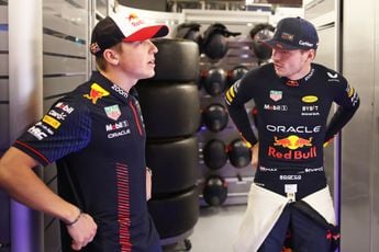 Helmut Marko heeft alle vertrouwen in Liam Lawson als teamgenoot van Verstappen: "Hij is mentaal sterk genoeg"