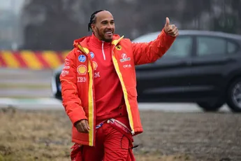 Lewis Hamilton over zijn eerste kilometers bij Ferrari: "Het was zo'n spannend en bijzonder moment"