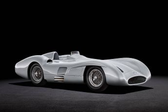 Duurste F1-auto ooit: Iconische Mercedes W196 R onder de hamer