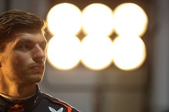 Verstappen reageert op mogelijke terugkeer V10-motoren: "Ik vind het natuurlijk een heel mooi idee"