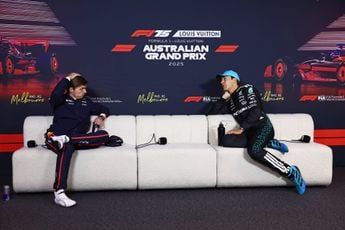 Russell vindt de McLaren van dit jaar dominanter dan de Red Bull ooit was, maar "Max was betrouwbaar"