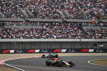 Oscar Piastri pakt foutloze overwinning in China, Verstappen eindigt als 4e