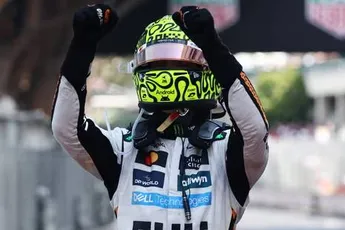Norris na het winnen van de Grand Prix van Monaco: "Werd nerveus van Verstappen voor me"