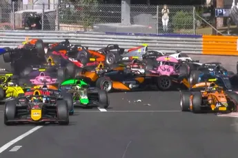 Zien: Megaopstopping bij de Formule 2-Hoofdrace