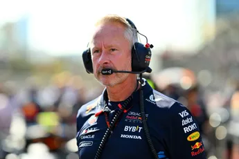 Voormalig Red Bull-kopstuk prijst Verstappen: "Hij vertegenwoordigt wat je als coureur nodig hebt"