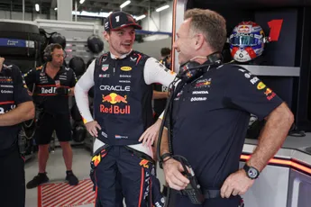 Horner haalt uit naar de media over Verstappen geruchten: "We vragen ons af waar dat in hemelsnaam vandaan komt"