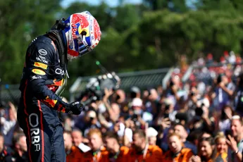 Internationale media smullen van fenomenale "Killer Verstappen"