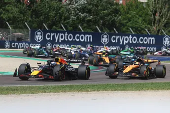 Villeneuve kritisch op McLaren: "Het is alsof ze bang zijn agressief te zijn"