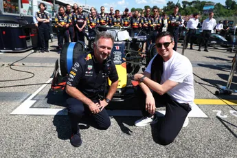 Red Bull-erfgenaam: "Max is essentieel voor het Red Bull-concept"