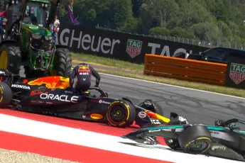 Verstappen na uitvalbeurt in Oostenrijk: "Het is prima zo."