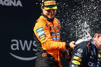 Oscar Piastri evenaart stokoud Formule 1-record: "Het voelt nog wat onwerkelijk"
