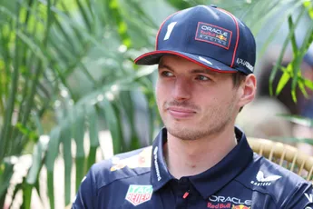 Verstappen en Russell spraken elkaar al op het vliegveld: "Alles is goed"