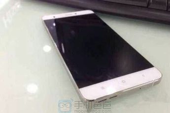 Borderless Xiaomi Mi5 prototype spy photo