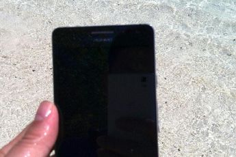 Huawei Ascend P2 turns up again appears to be waterproof!