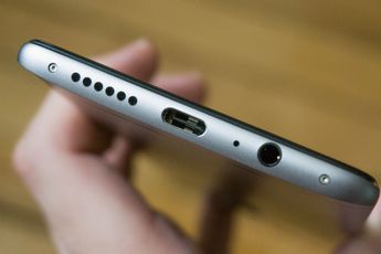 Samsung Galaxy A8S might say goodbye to the 3.5mm headphone jack