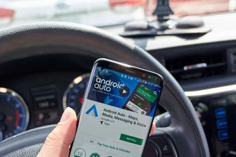 Google shuts down the Android Auto mobile app