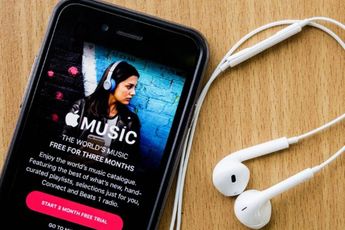 Apple is testing scrolling lyrics for Apple Music on the web