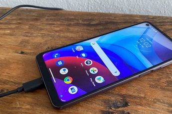 TOP 5 mobile phones with the best battery in 2022