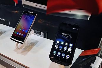 Oukitel company showing the new models at MWC 2017