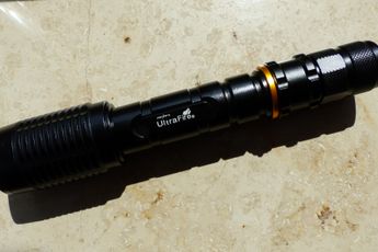 UltraFire Cree XML T6 2000 lumen flashlight review!