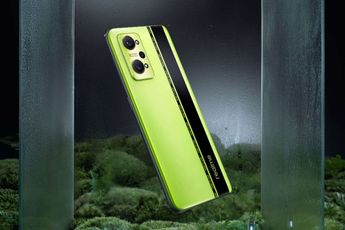 Realme GT Neo2 officially released for 2399 yuan ($371)