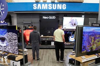 Samsung Electronics pay its graduate employees over $40,000 per annum